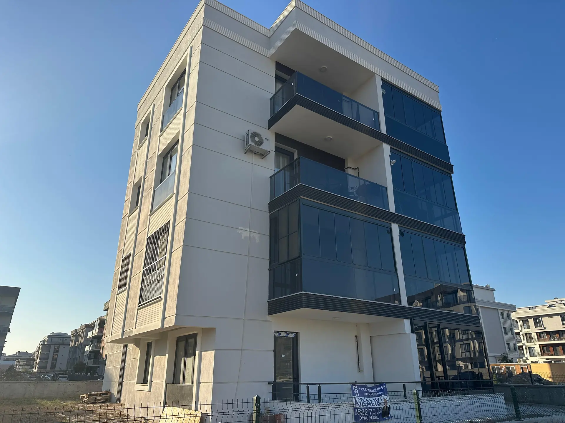 Kemalpaşa Ulucak Projesi modern konut dış cephesi
